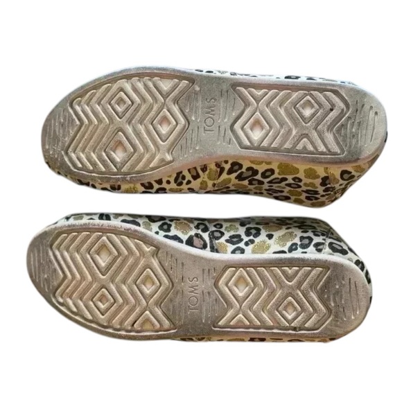 Tom’s Sparkle Cheetah Alpargata - Size 8 - Picture 4 of 14